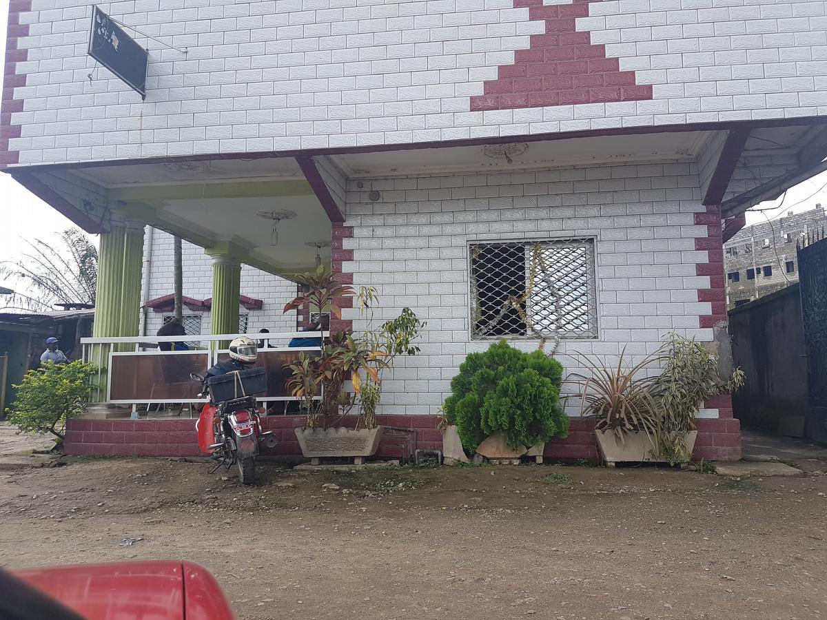 Bonabéri Hotel Kdv المظهر الخارجي الصورة