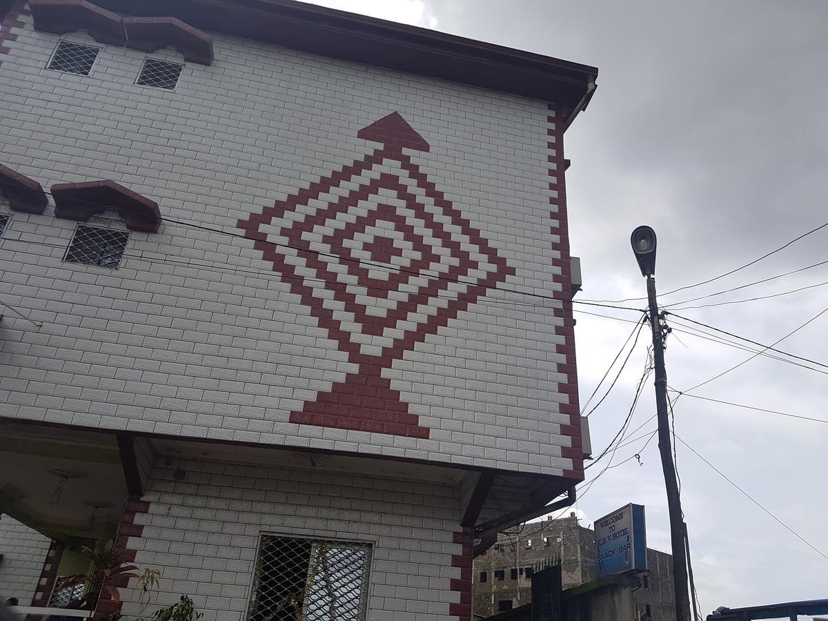 Bonabéri Hotel Kdv المظهر الخارجي الصورة