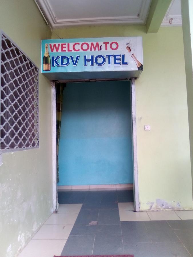 Bonabéri Hotel Kdv المظهر الخارجي الصورة