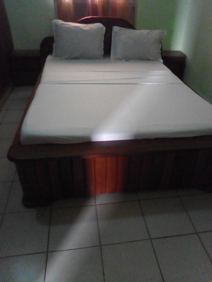 Bonabéri Hotel Kdv المظهر الخارجي الصورة